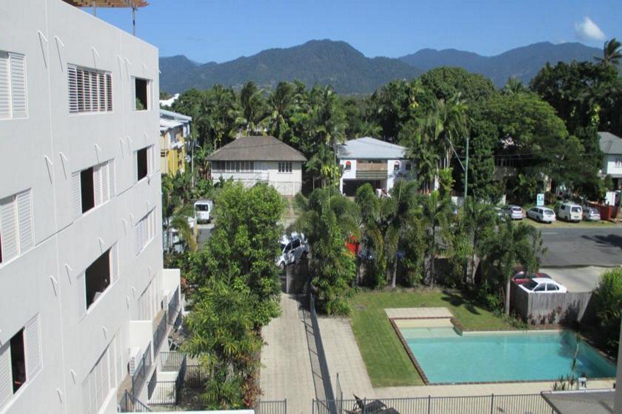 Edge Apartments Cairns Exterior photo